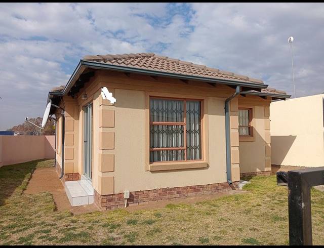 3 BEDROOM HOUSE FOR SALE IN POWERVILLE